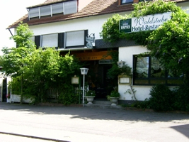 Stark ersatzgeschwächt, aber gut verkauft!